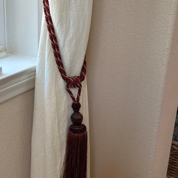 Set of 4 Drapery Curtain Tie Backs Tassels - Picture 5 of 17